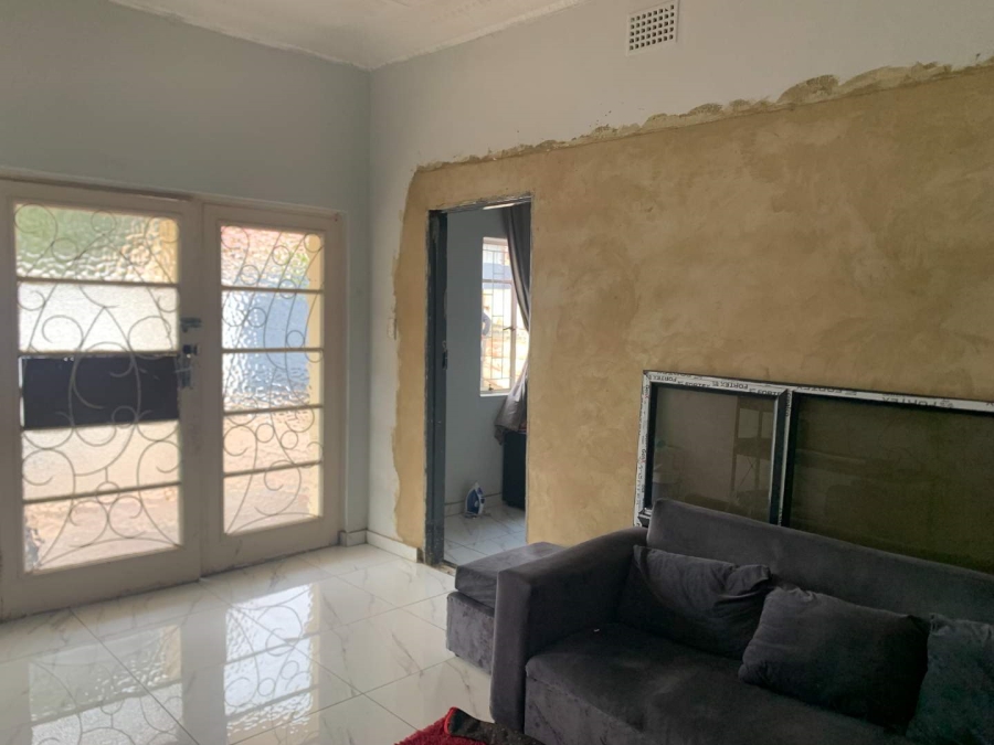 5 Bedroom Property for Sale in Rosettenville Gauteng