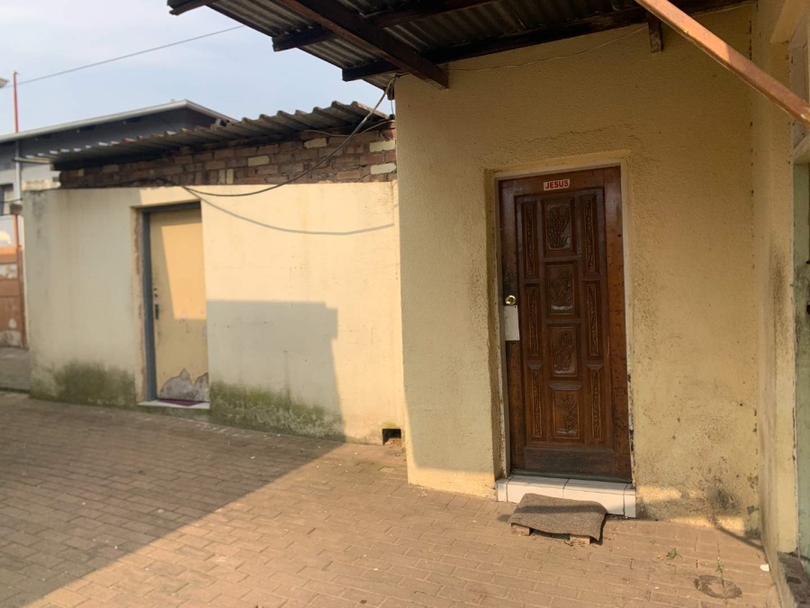 5 Bedroom Property for Sale in Rosettenville Gauteng