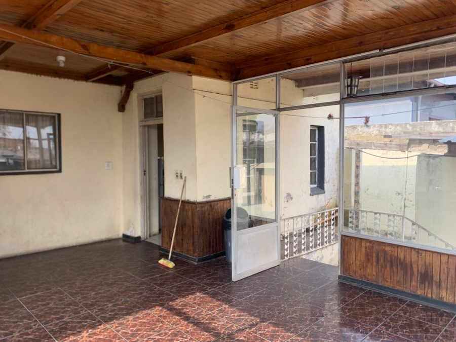 5 Bedroom Property for Sale in Rosettenville Gauteng