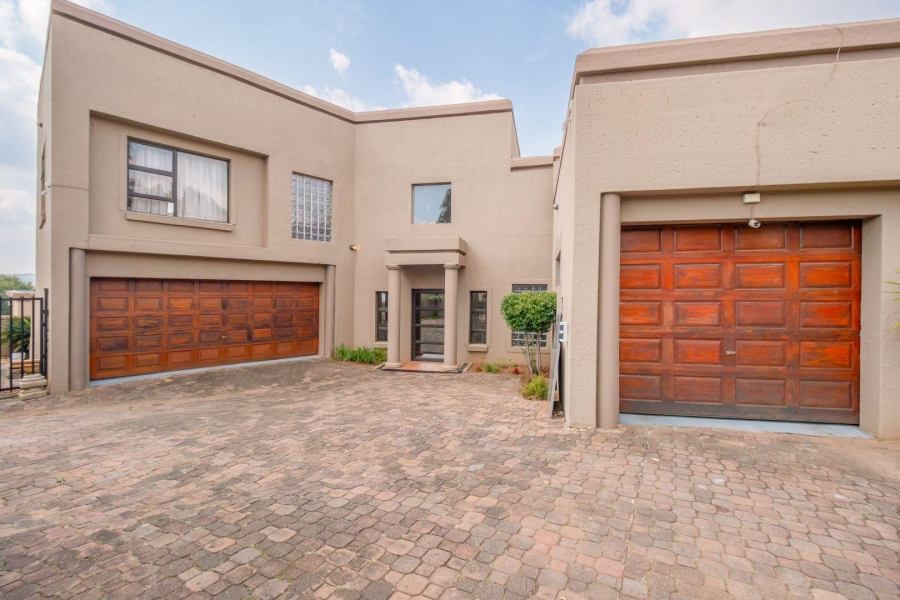 5 Bedroom Property for Sale in Highveld Gauteng