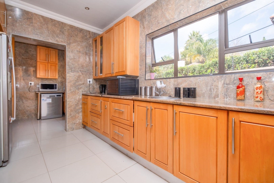 5 Bedroom Property for Sale in Highveld Gauteng