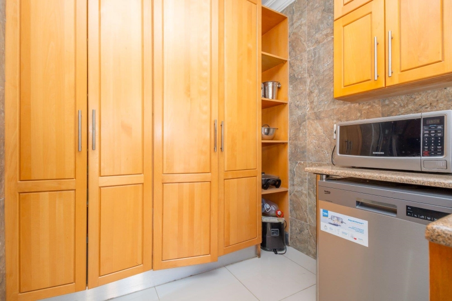 5 Bedroom Property for Sale in Highveld Gauteng