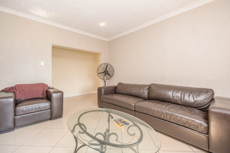 5 Bedroom Property for Sale in Highveld Gauteng