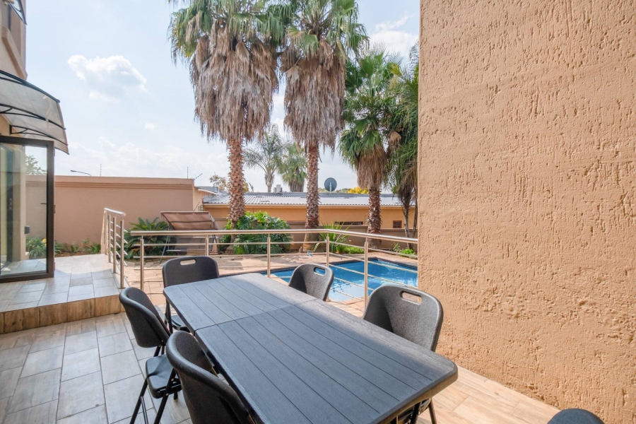5 Bedroom Property for Sale in Highveld Gauteng