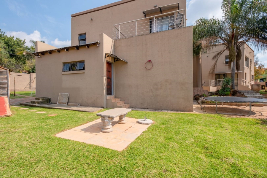 5 Bedroom Property for Sale in Highveld Gauteng