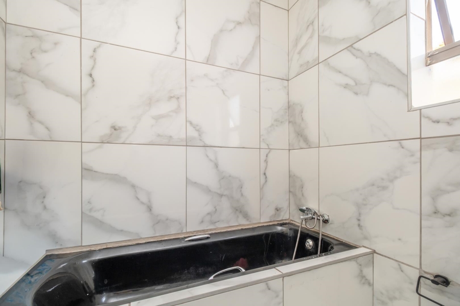 5 Bedroom Property for Sale in Highveld Gauteng