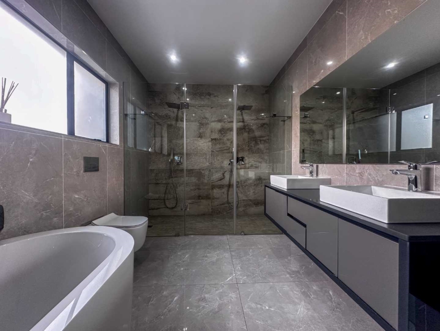 4 Bedroom Property for Sale in Eye of Africa Gauteng