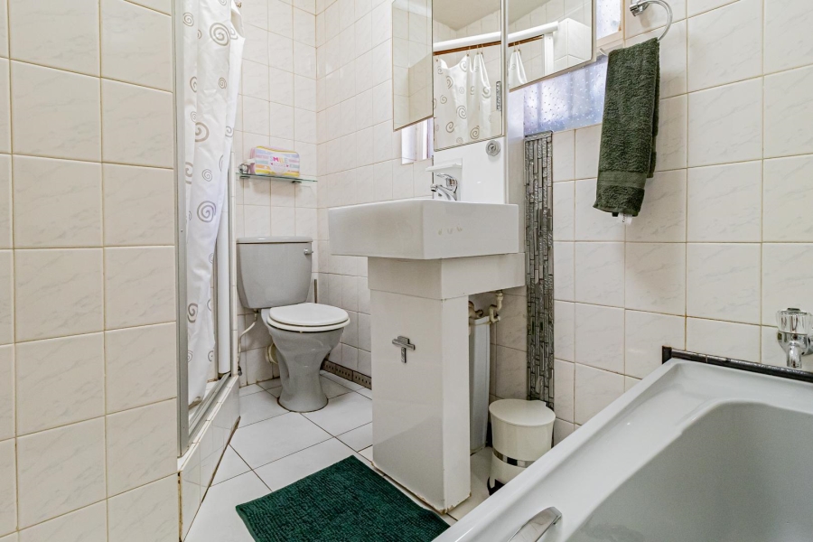 3 Bedroom Property for Sale in Bryanston Gauteng