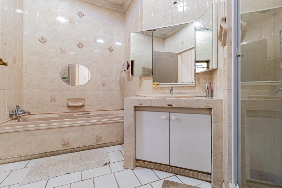3 Bedroom Property for Sale in Bryanston Gauteng