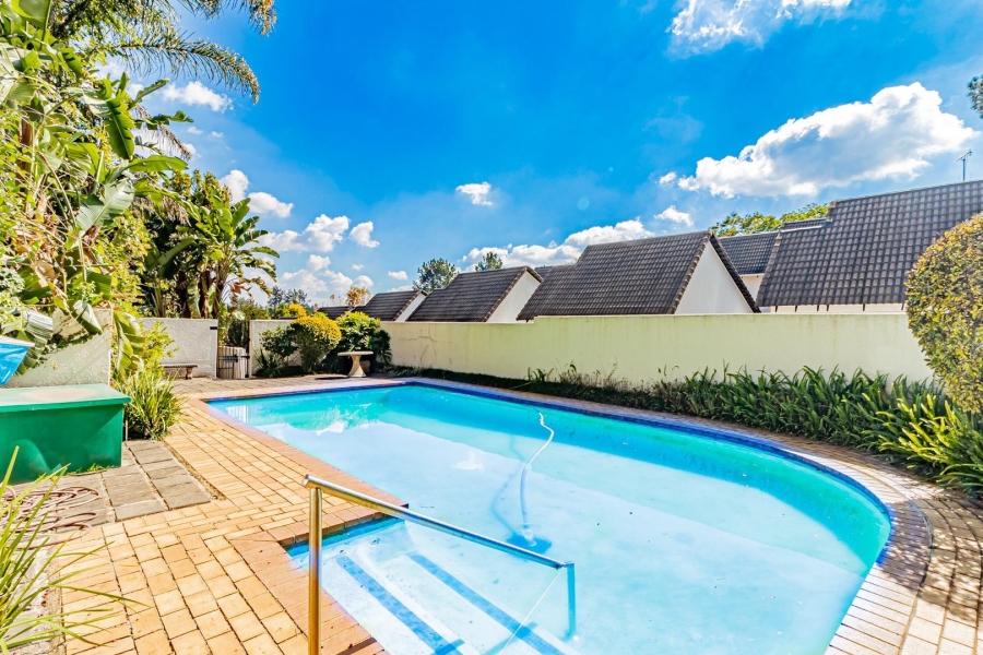3 Bedroom Property for Sale in Bryanston Gauteng