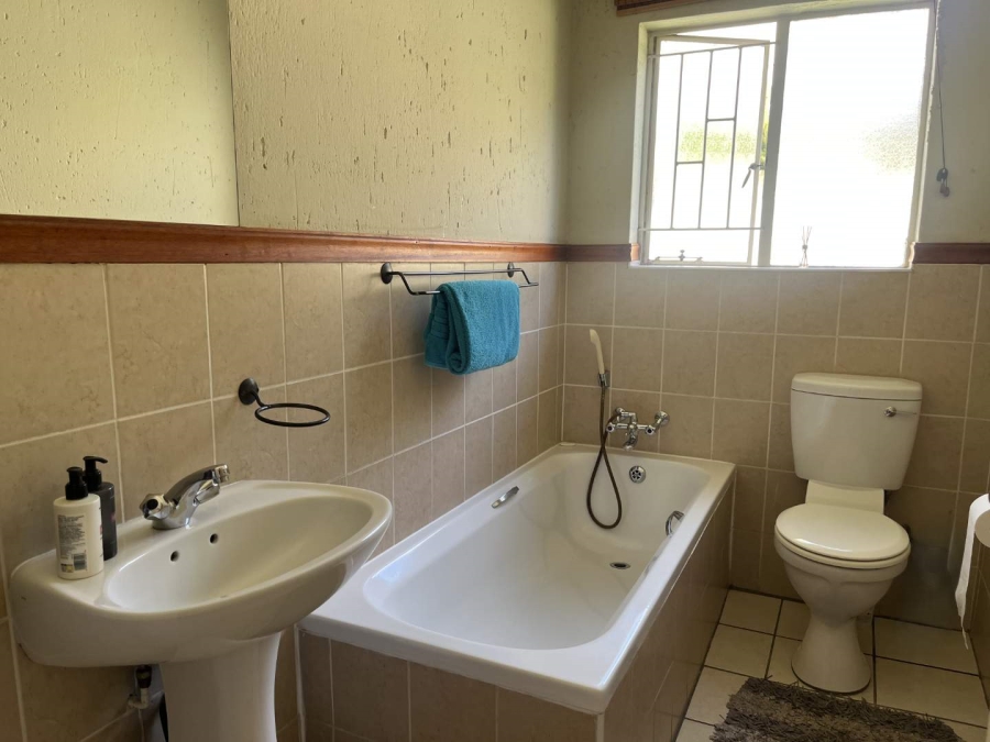 To Let 4 Bedroom Property for Rent in Northgate Gauteng