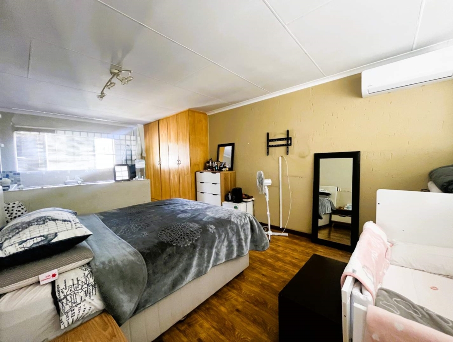 To Let 4 Bedroom Property for Rent in Northgate Gauteng