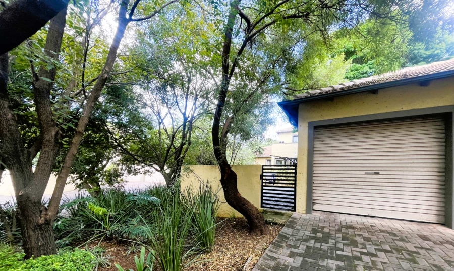 To Let 4 Bedroom Property for Rent in Northgate Gauteng