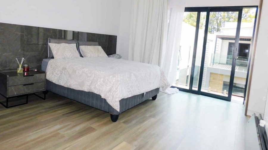 4 Bedroom Property for Sale in Bryanston Gauteng