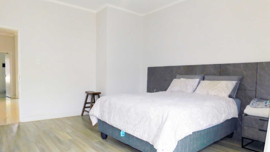 4 Bedroom Property for Sale in Bryanston Gauteng