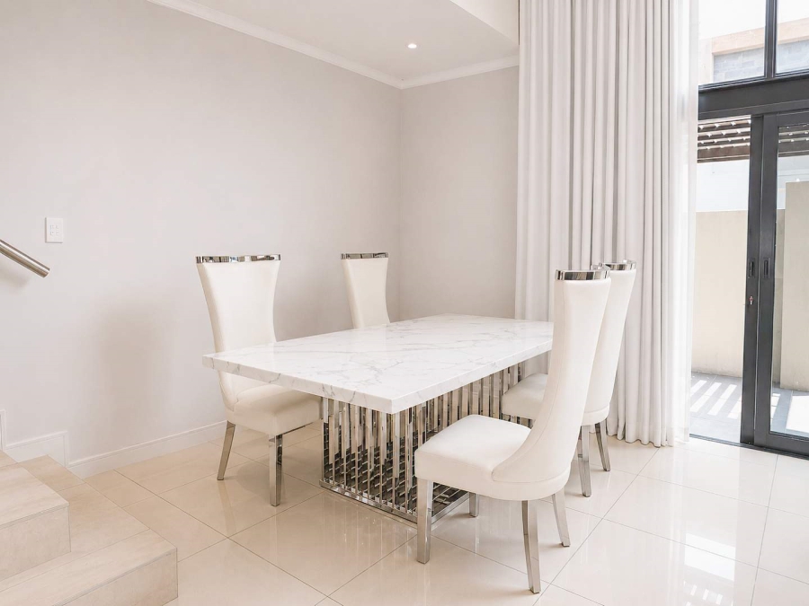 4 Bedroom Property for Sale in Bryanston Gauteng