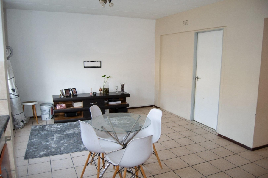 2 Bedroom Property for Sale in Randburg Gauteng