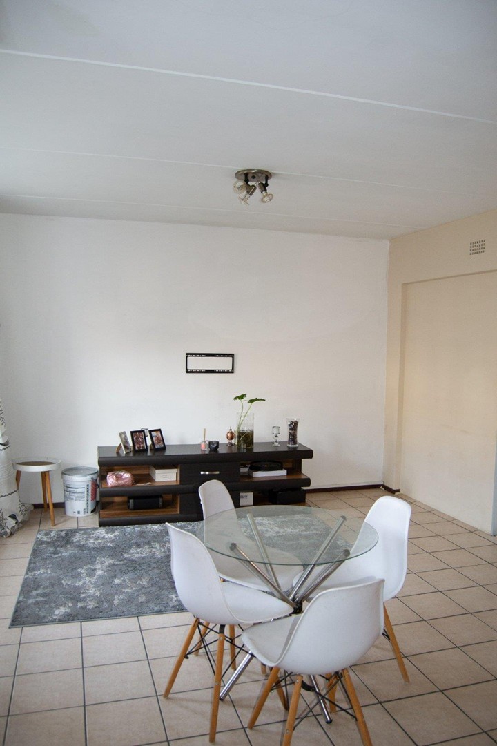 2 Bedroom Property for Sale in Randburg Gauteng