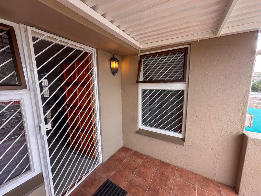 2 Bedroom Property for Sale in Rangeview Gauteng