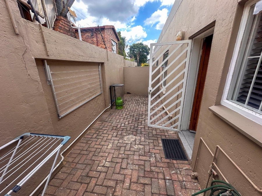 2 Bedroom Property for Sale in Rangeview Gauteng