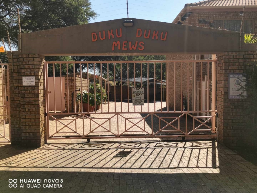 2 Bedroom Property for Sale in Elandspark Gauteng