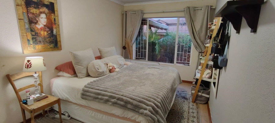 3 Bedroom Property for Sale in New Redruth Gauteng