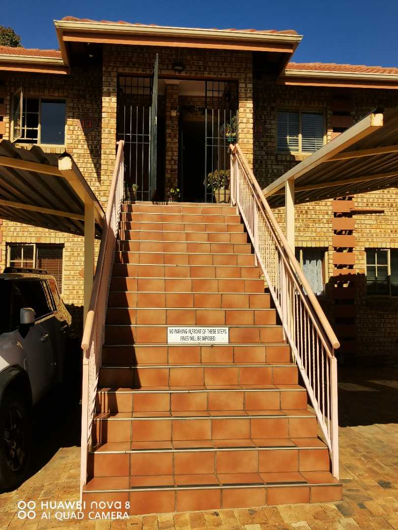 2 Bedroom Property for Sale in Elandspark Gauteng