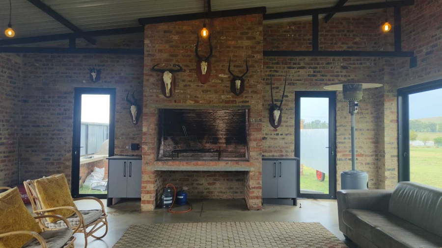 5 Bedroom Property for Sale in Blue Saddle Ranches Gauteng