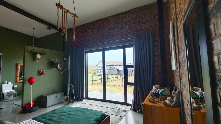 5 Bedroom Property for Sale in Blue Saddle Ranches Gauteng