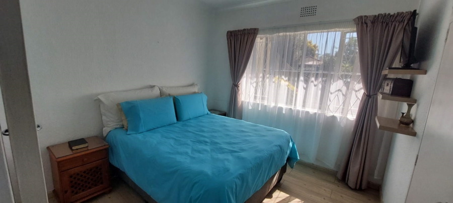 6 Bedroom Property for Sale in Verwoerdpark Gauteng
