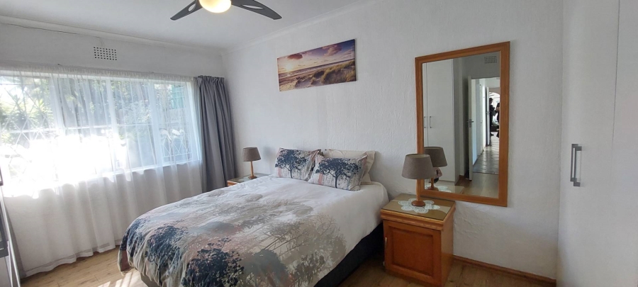 6 Bedroom Property for Sale in Verwoerdpark Gauteng