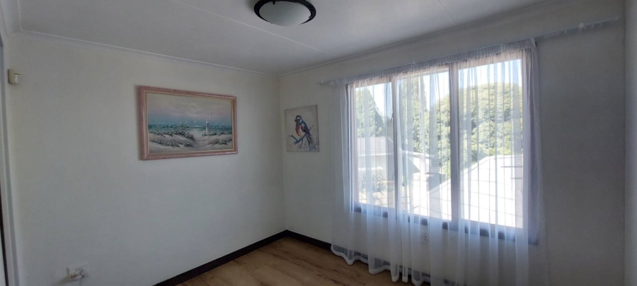 6 Bedroom Property for Sale in Verwoerdpark Gauteng