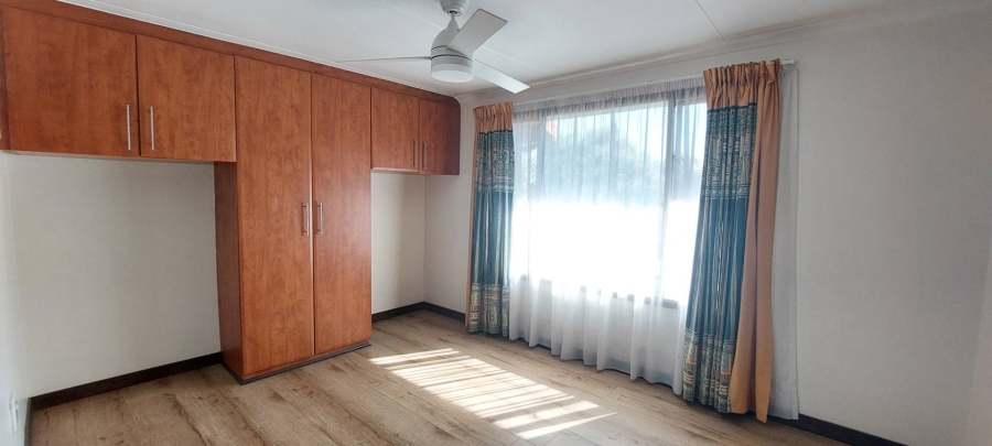 6 Bedroom Property for Sale in Verwoerdpark Gauteng