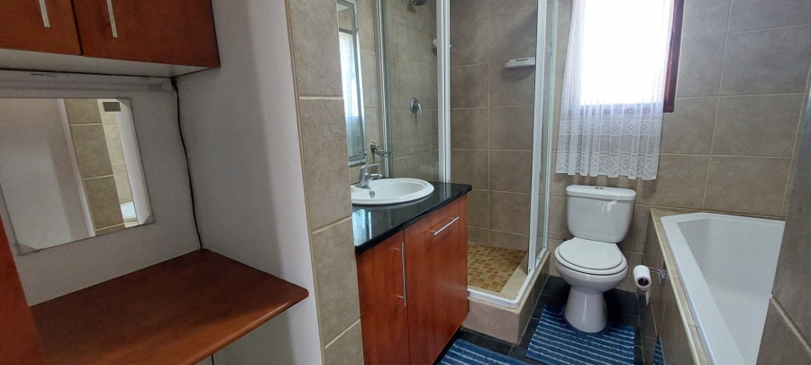 6 Bedroom Property for Sale in Verwoerdpark Gauteng