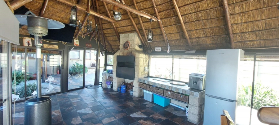 6 Bedroom Property for Sale in Verwoerdpark Gauteng