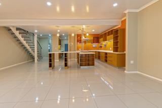 To Let 4 Bedroom Property for Rent in Morningside Manor Gauteng