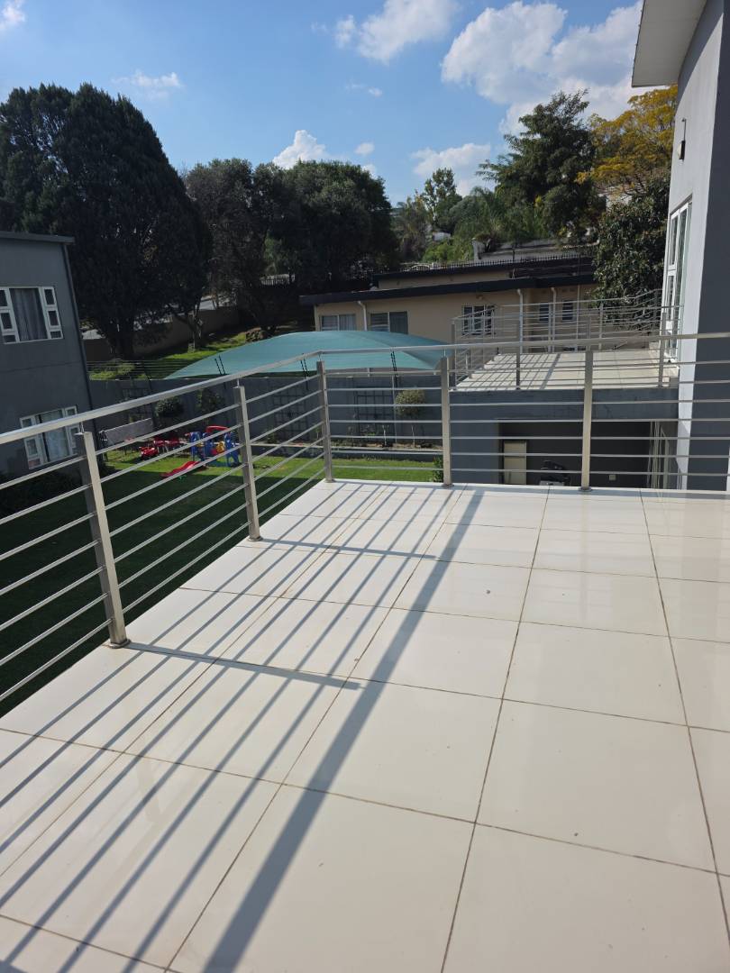 To Let 4 Bedroom Property for Rent in Morningside Manor Gauteng