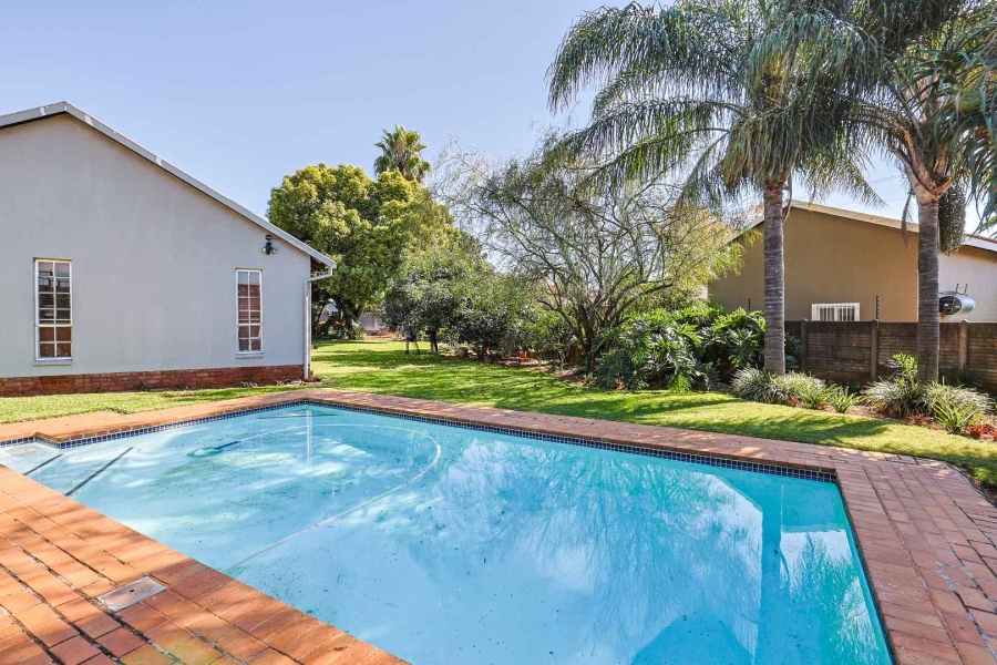 3 Bedroom Property for Sale in Meyerspark Gauteng
