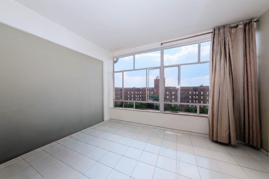 2 Bedroom Property for Sale in Killarney Gauteng