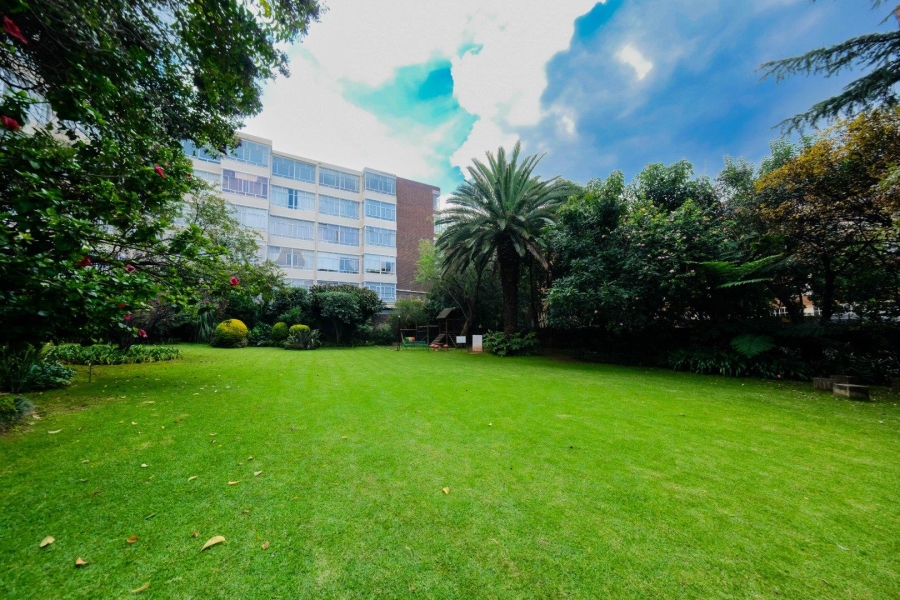 2 Bedroom Property for Sale in Killarney Gauteng