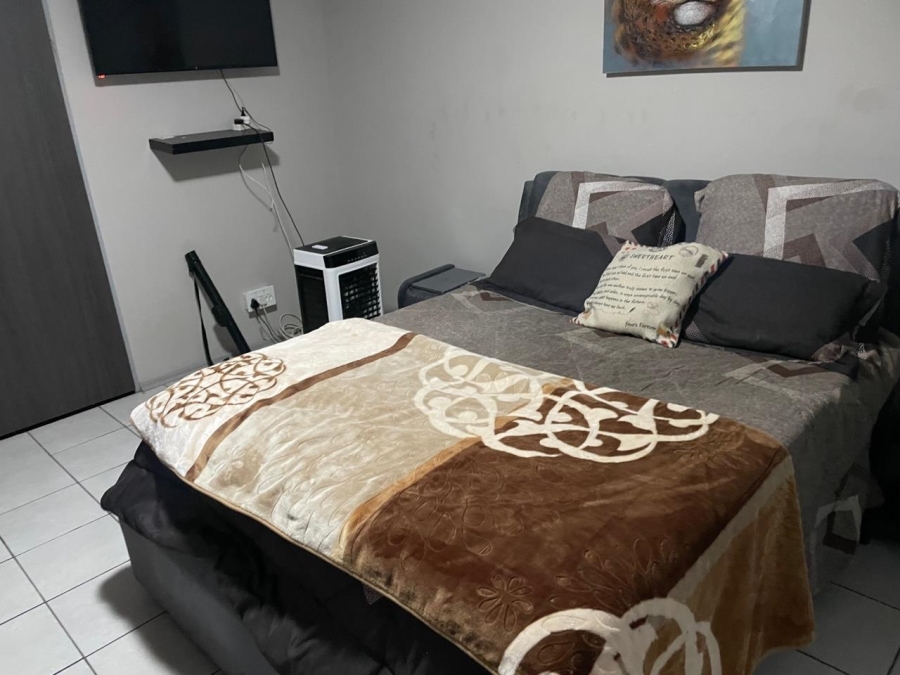 2 Bedroom Property for Sale in Florida Gauteng