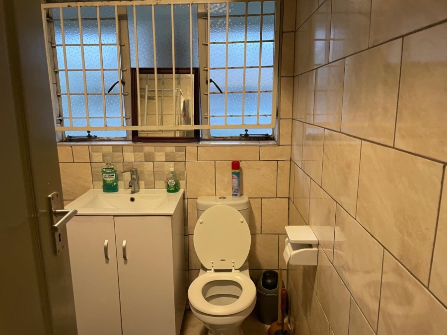 2 Bedroom Property for Sale in Florida Gauteng