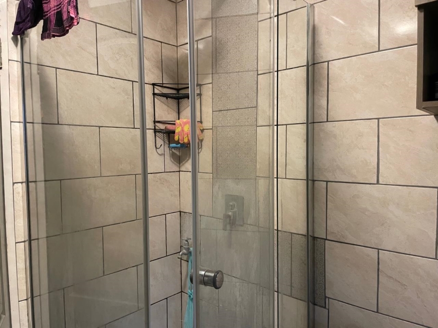 2 Bedroom Property for Sale in Florida Gauteng