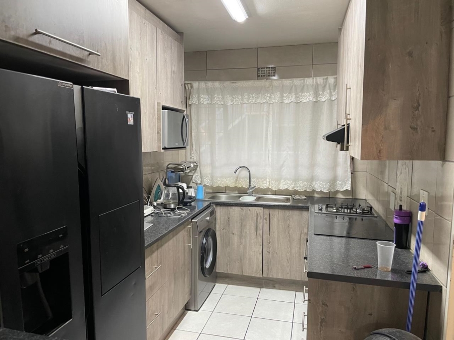 2 Bedroom Property for Sale in Florida Gauteng