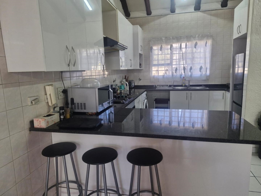 To Let 3 Bedroom Property for Rent in Morningside Gauteng