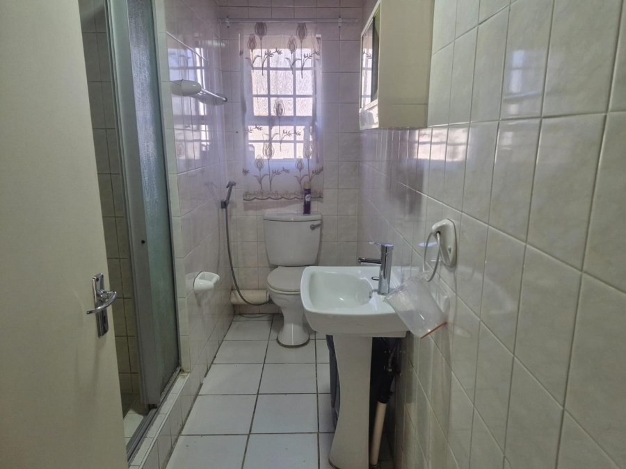 To Let 3 Bedroom Property for Rent in Morningside Gauteng