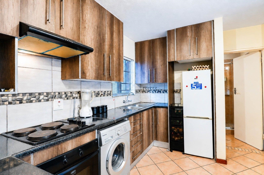 3 Bedroom Property for Sale in Noordwyk Gauteng