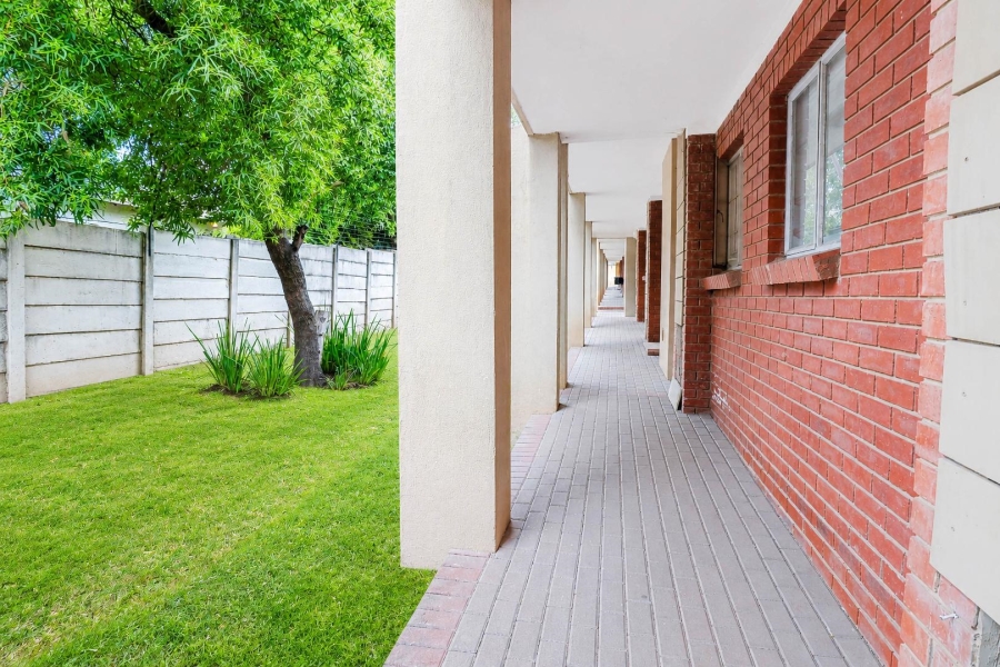3 Bedroom Property for Sale in Noordwyk Gauteng