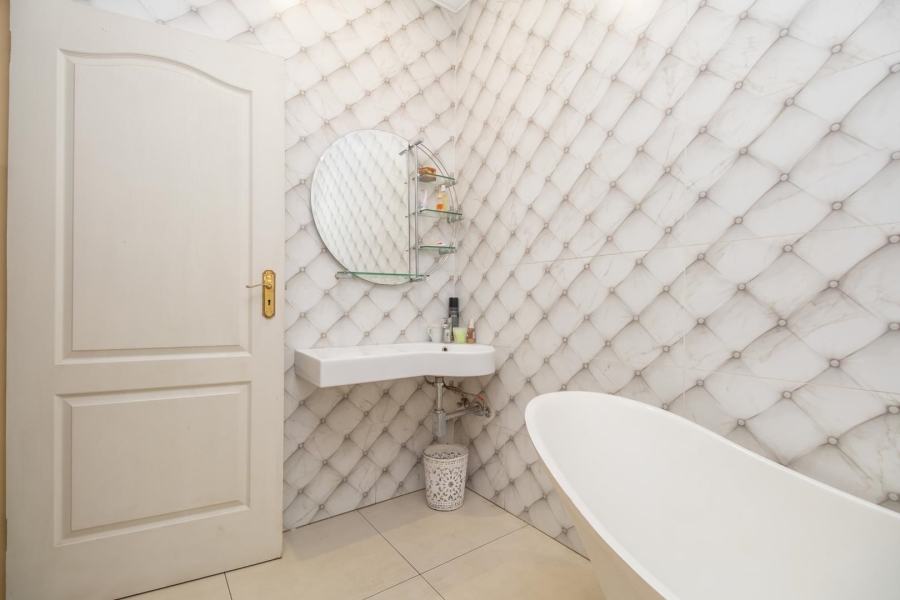 3 Bedroom Property for Sale in Lyttelton Manor Gauteng
