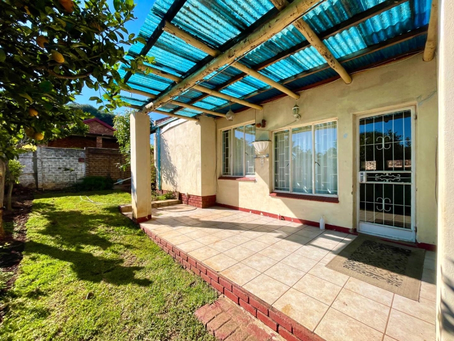 3 Bedroom Property for Sale in Garsfontein Gauteng